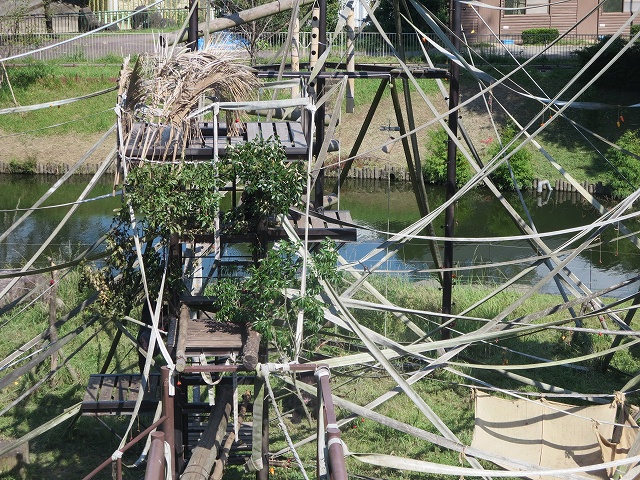 712 712