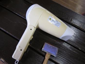 ドライヤーとくし ドライヤーとくし