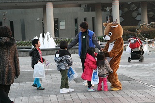 着ぐるみによる歓迎