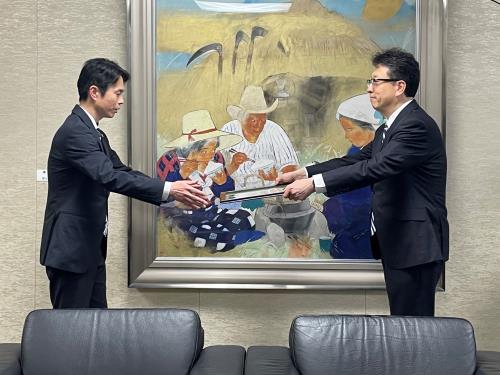 感謝状贈呈 感謝状贈呈